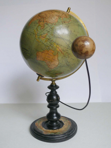 Schotte Lunarium Gesamtansicht von Seite