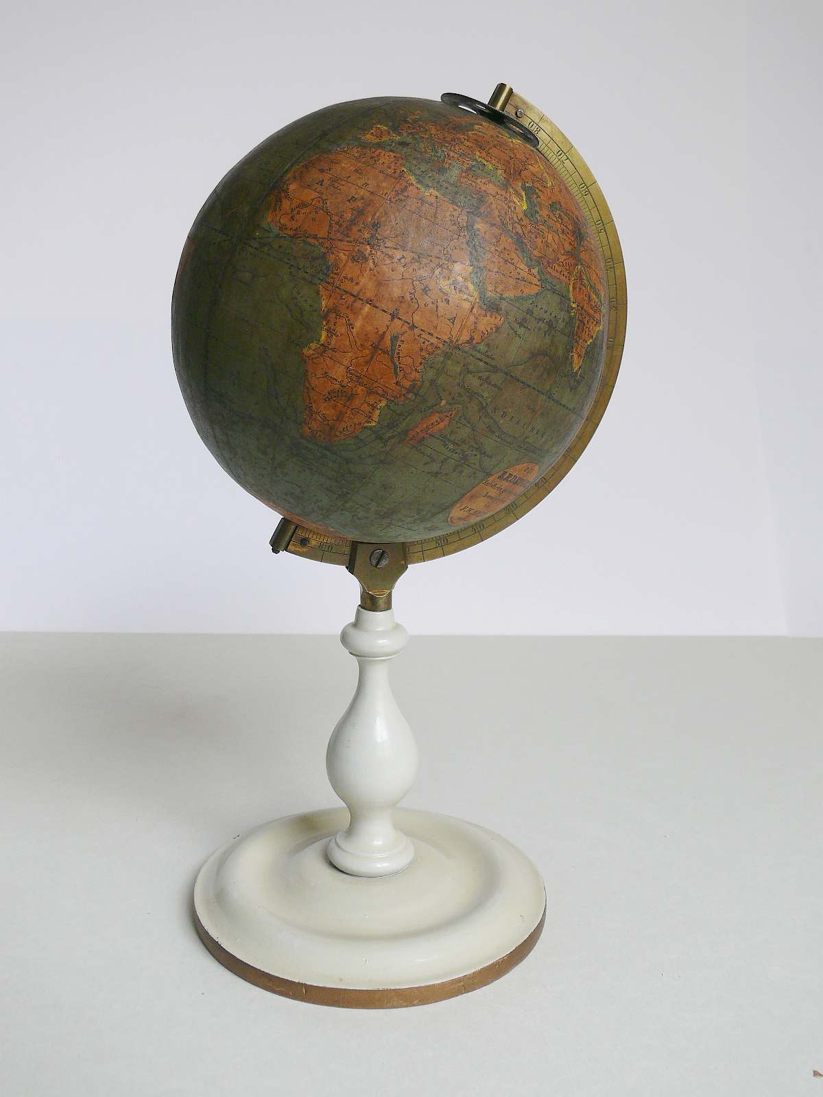 Erdglobus, terrestrial globe