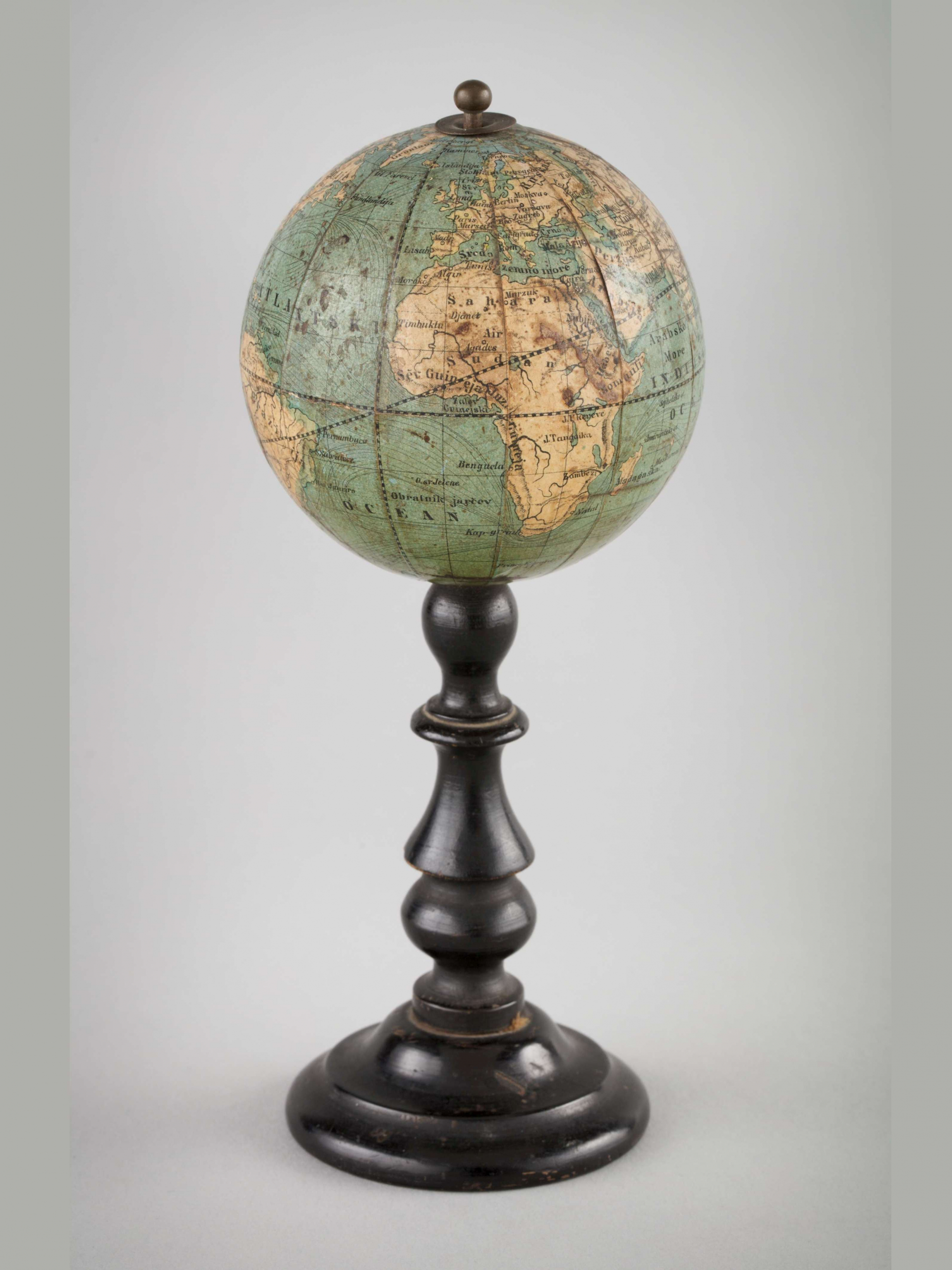Erdglobus, terrestrial globe, Schotte